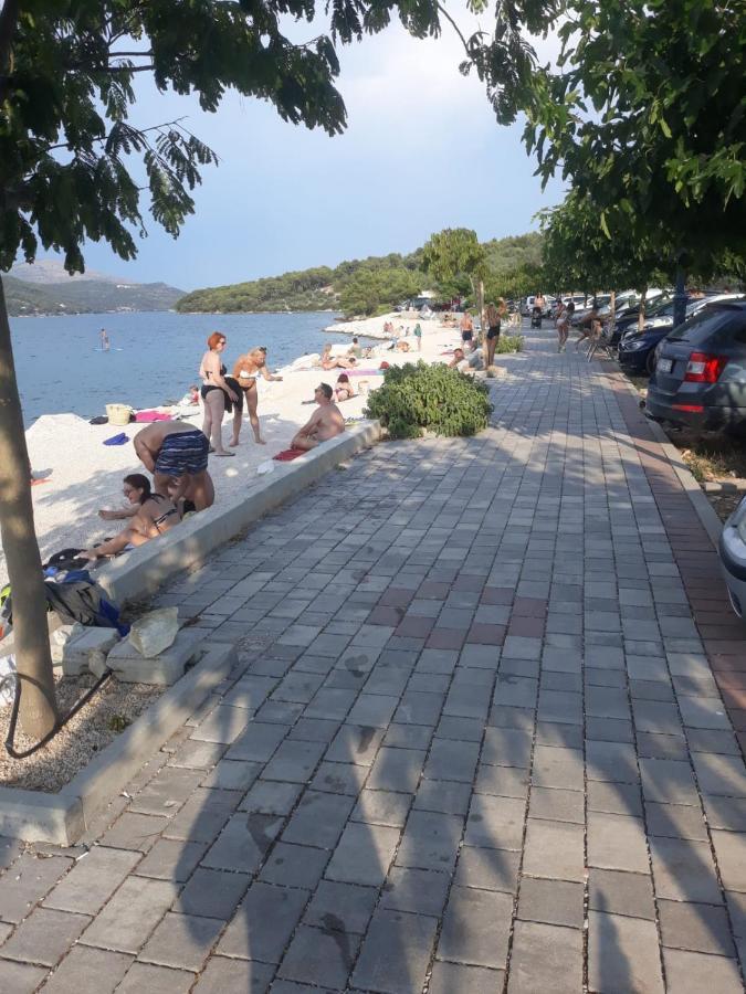 Villa Roza 2 산책길 외부 사진